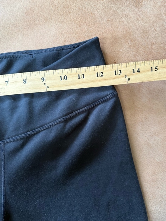 Nike Dri-Fit Cropped Black Leggings Women’s Size Medium - Picture 4 of 7